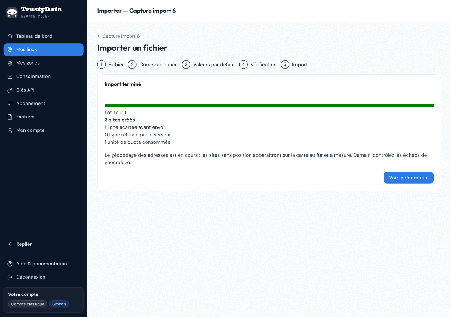 Rapport de fin d'import : sites créés, lignes écartées avant envoi, refus du serveur, unités consommées, rappel que le géocodage est en cours.